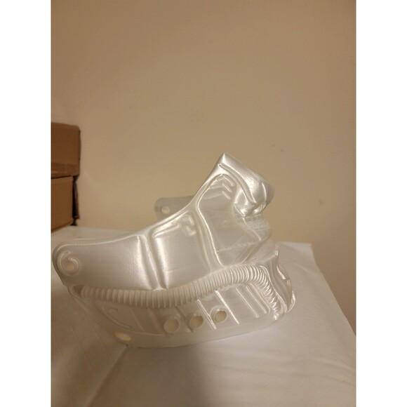 Titan Cosplay Mask - Picture 2 of 6